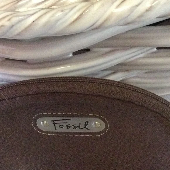 FOSSIL - Picture 3 of 7